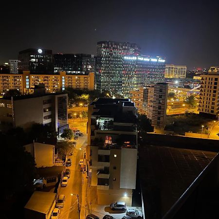 Retreat Luxury Apartment Near Presidential Palace ブカレスト エクステリア 写真