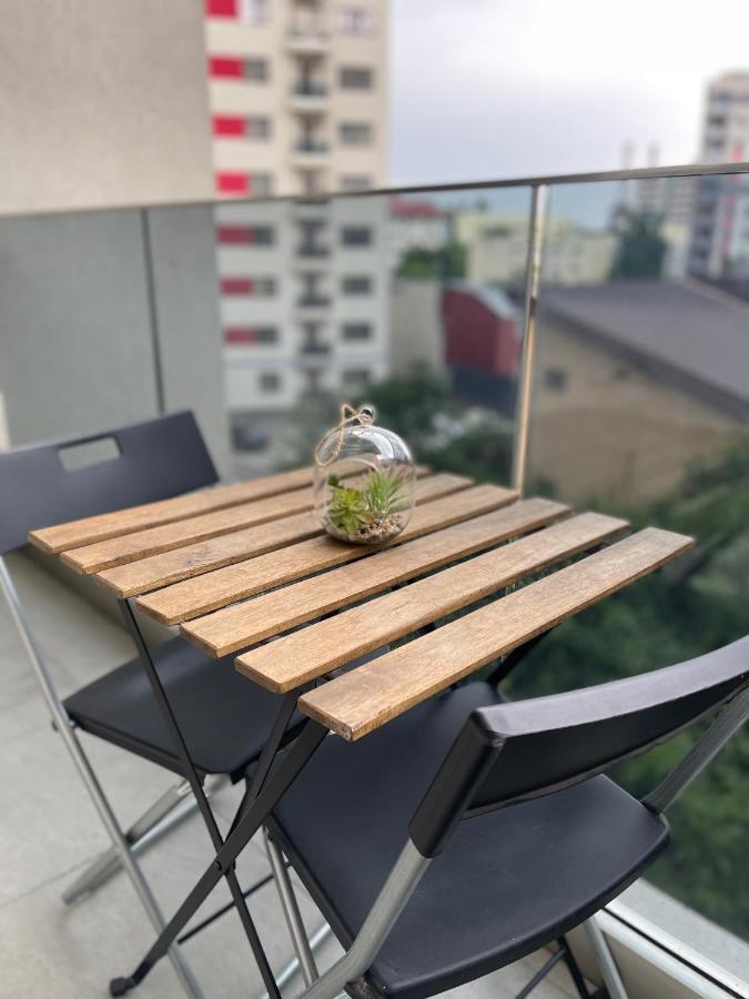 Retreat Luxury Apartment Near Presidential Palace ブカレスト エクステリア 写真